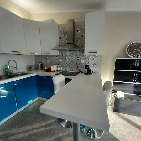 Bluesky Apartment - Third Floor Джардини Наксос Екстериор снимка